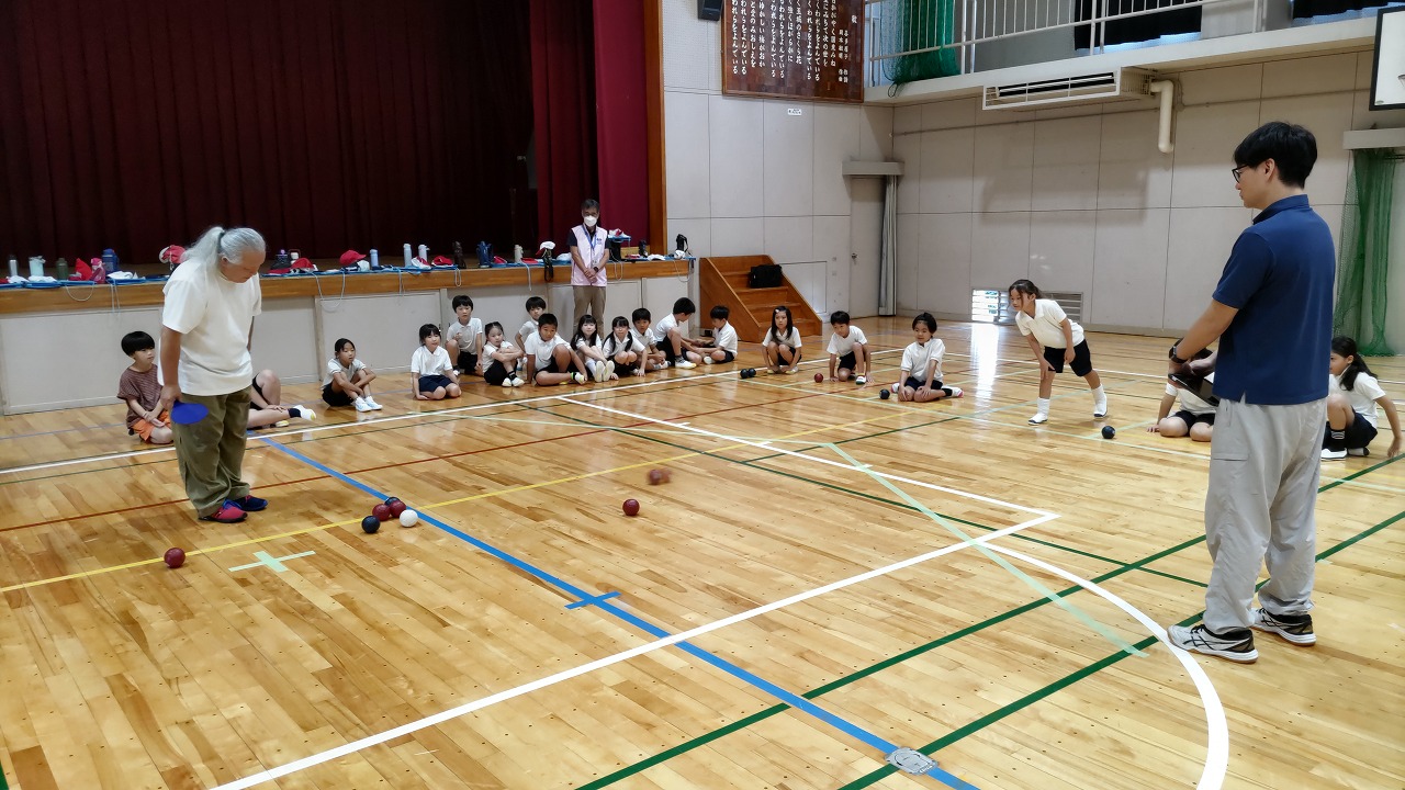 玉城町立外城田小学校 3年生　ボッチャ体験教室　9/9（水）